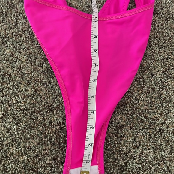ZAFUL Pink Neon with a black Zippered top with silver hoops on side Size 6 - Picture 12 of 12